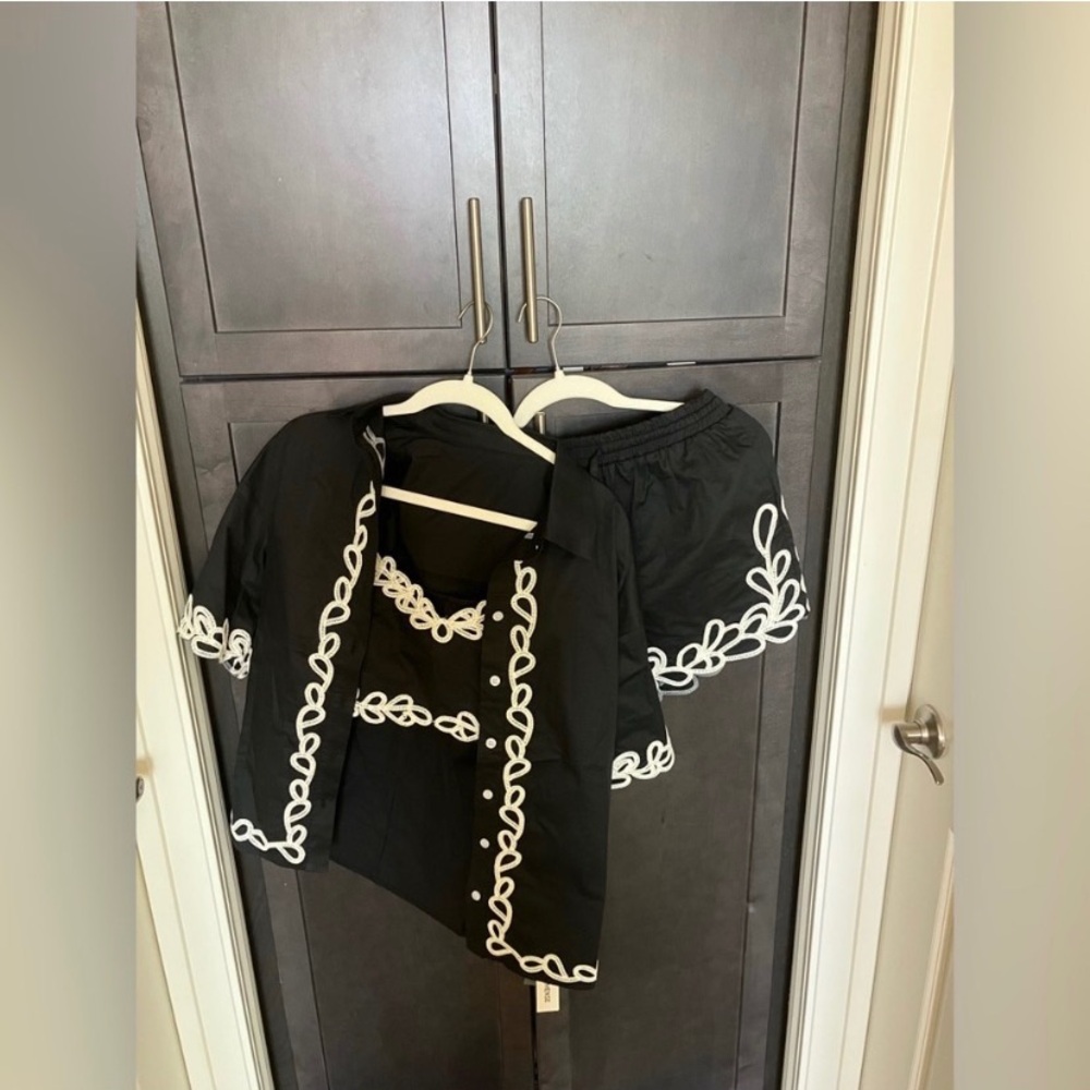 Commense embroidery black vacation set new with tag resort wear - Picture 4 of 6